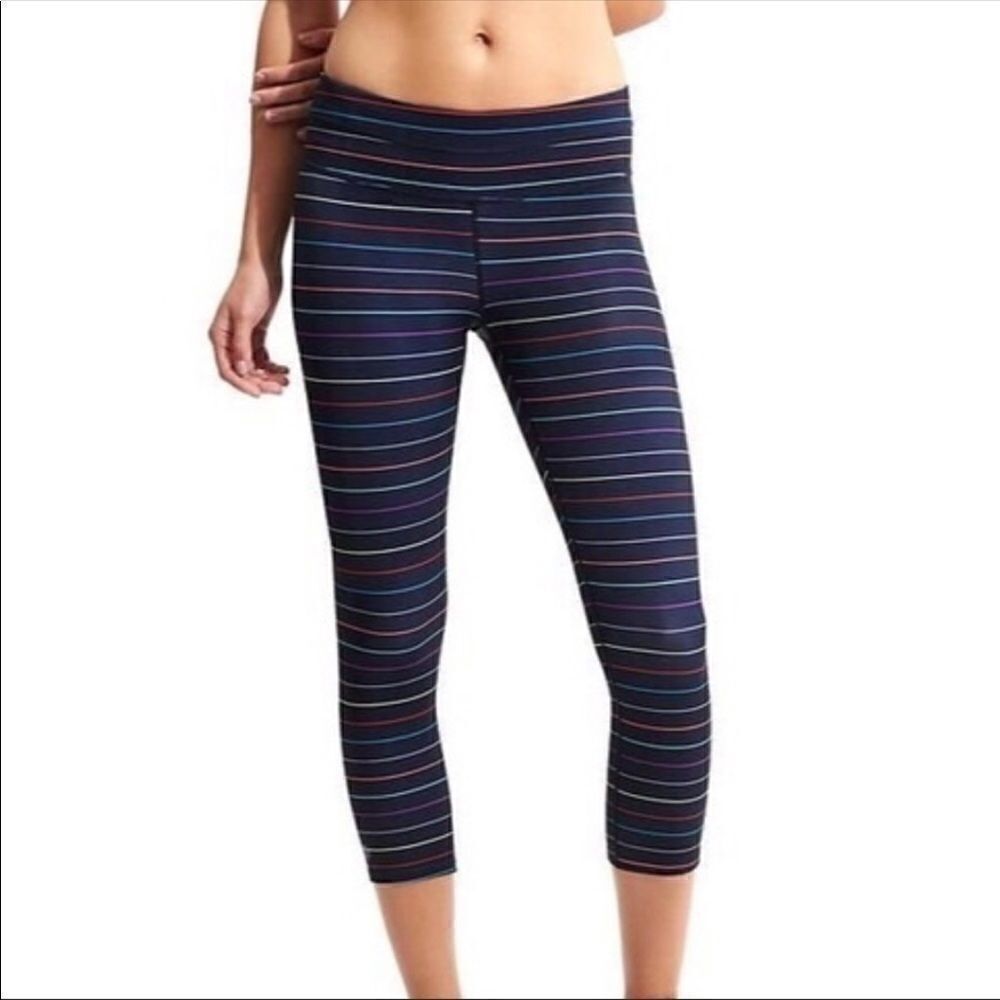 EUC ATHLETA MEDIUM SONAR CROP STRIPE LEGGINGS